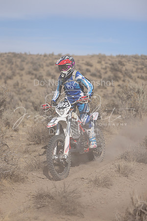 IMG_5587-902v