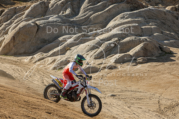 IMG_1920-777v