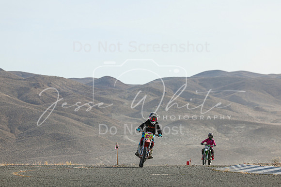 IMG_5090-227v