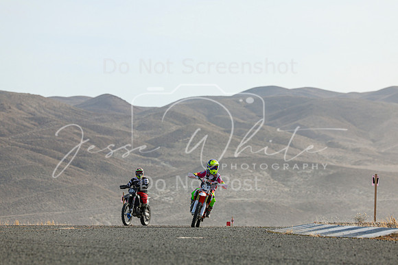 IMG_5245-933j