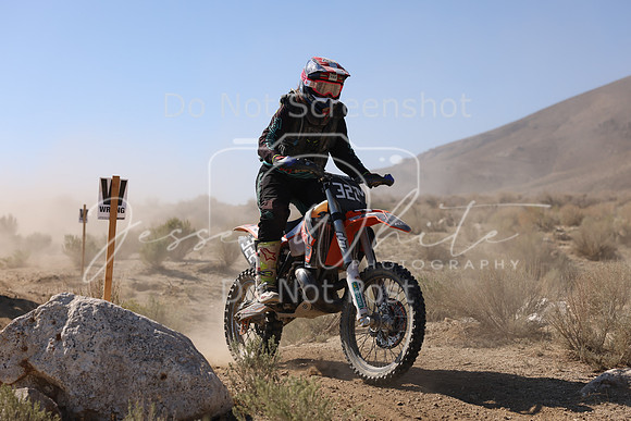 IMG_6882-322v