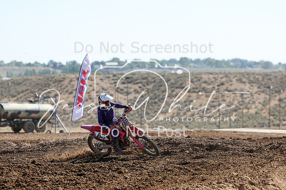 IMG_0470-82v