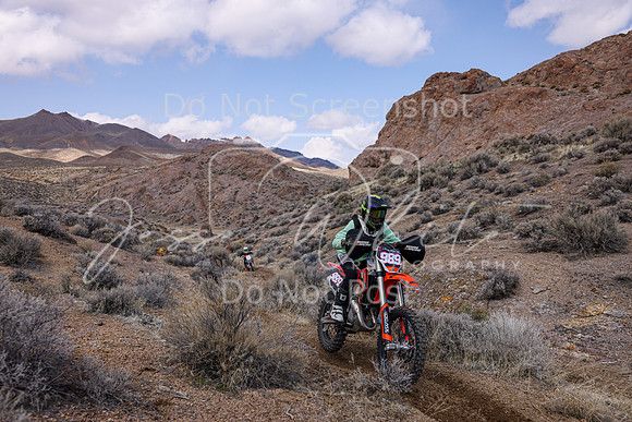 IMG_4051-989v