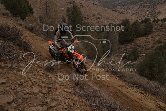 JW_VCGP'21_0826