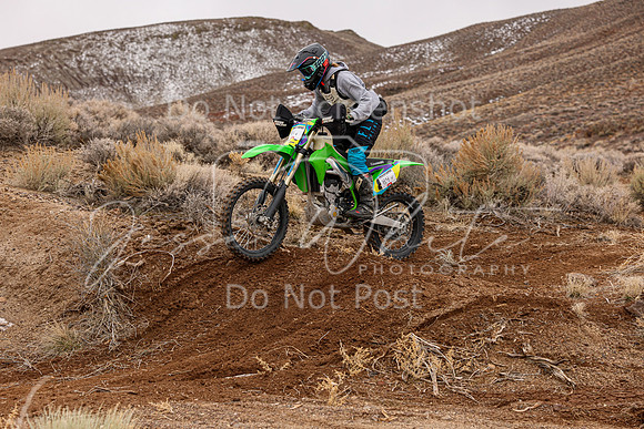 IMG_8886-84v