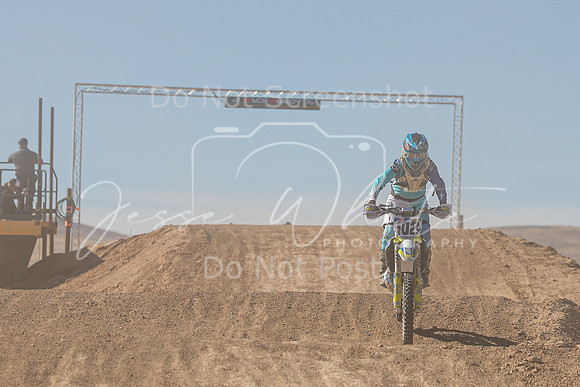 IMG_5458-102v