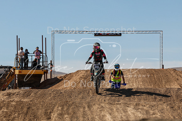 IMG_5499-74v
